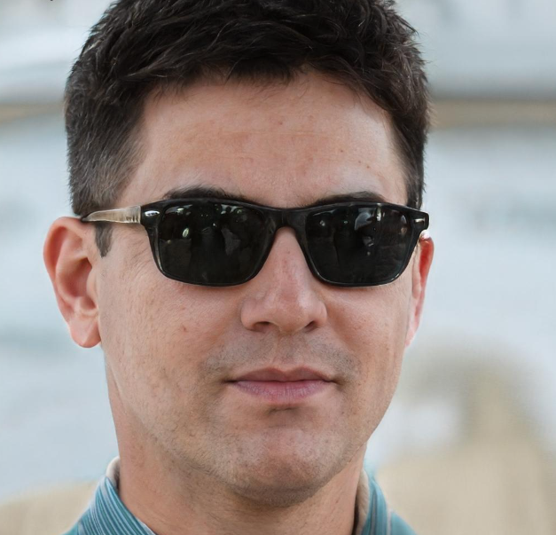 Юрий Бережнев